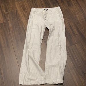 Adorable linen pants